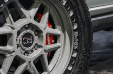 Mitsubishi Pajero Sport на дисках Black Rhino Kelso