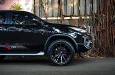 Toyota Fortuner на дисках Vossen HF6-1 on 