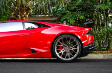 Lamborghini Huracan на кованых дисках VOSSEN M-X3