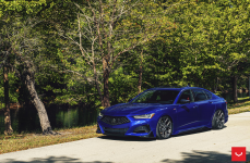 Acura TLX на дисках VOSSEN HF-5