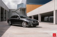 BMW 530i на дисках Vossen CV10