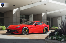 Ferrari F12 на дисках Rohana RFG15