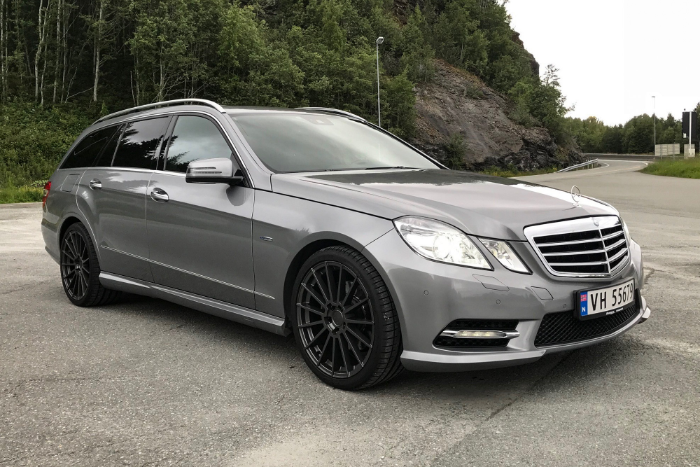 Mercedes Benz E Class на дисках Mandrus Stirling