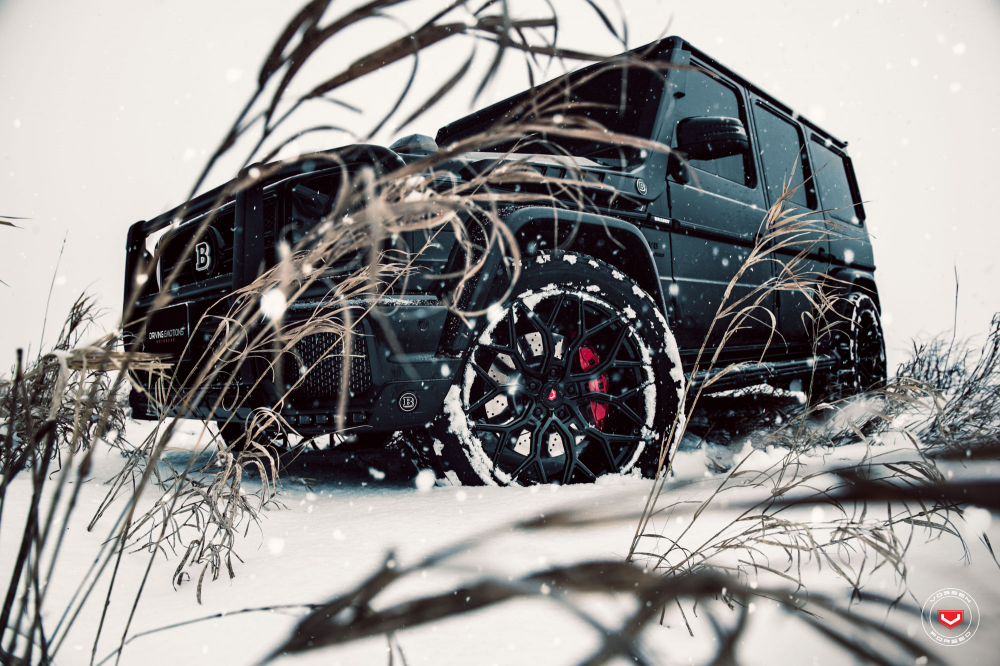 Brabus Mercedes-Benz G63 на дисках Vossen Forged S17-01