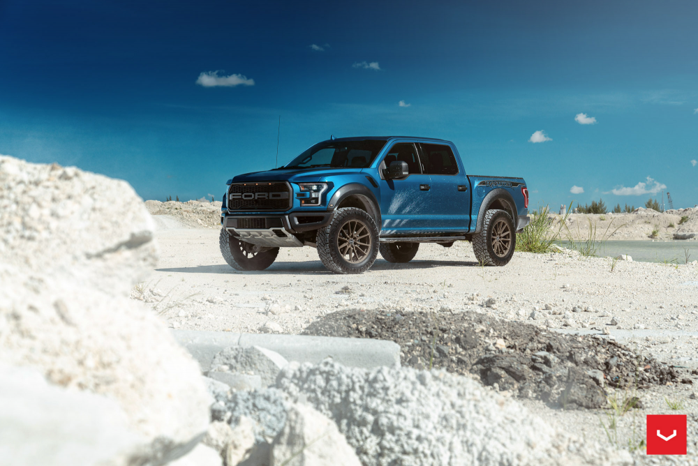 Ford Raptor на дисках Hybrid Forged HF6-1