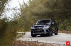 Lexus LX570 на дисках Hybrid Forged HF-3