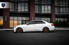 Mercedes E63 на дисках Rohana RFX11 Brushed Bronze