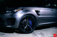 Range Rover SVR на дисках Hybrid Forged HF-4T