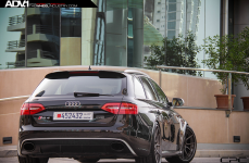Audi RS4 Avant на дисках ADV5.0 Track Spec SL Series