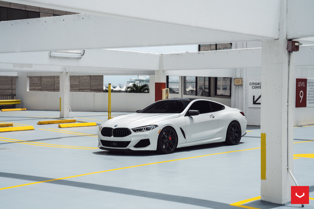 BMW M850i на дисках Hybrid Forged HF-5