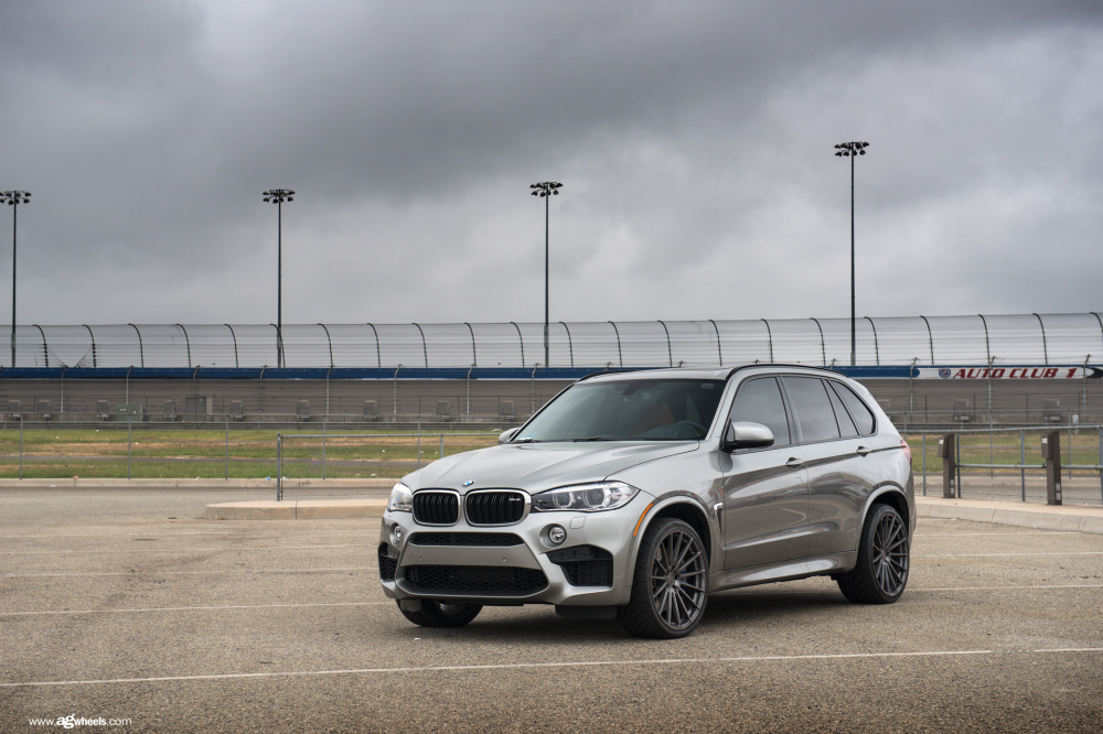 BMW X5 M на дисках Avant Garde M615