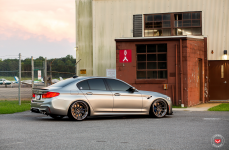 BMW F90 M5 на кованых дисках Vossen Forged EVO-2R 3P