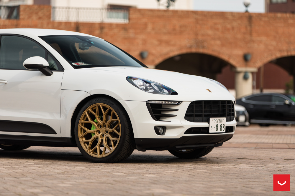 Porsche Macan на дисках Hybrid Forged HF-2