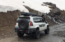 Lexus GX470 на дисках Black Rhino Armory