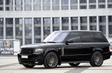 Range Rover Startech на дисках Vossen VFS2