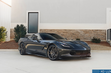 Chevrolet Corvette C7 на дисках XO Luxury Verona