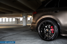 Porsche Cayenne GTS на дисках XO Luxury XF1 R22