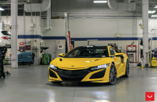Acura NSX на дисках Hybrid Forged HF-4T