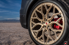Audi Q8 на дисках Vossen Forged S17-01