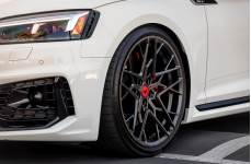 Audi RS5 на дисках 20