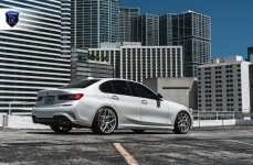 BMW 330i на дисках Rohana RFX11 Brushed Titanium