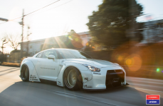 Nissan GT-R на дисках VOSSEN X WORK VWS-1