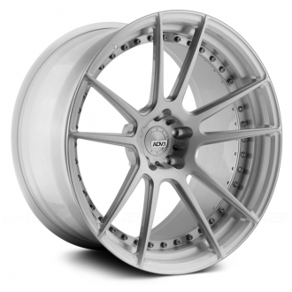 ADV.1 - 5.2 M.V2 Custom